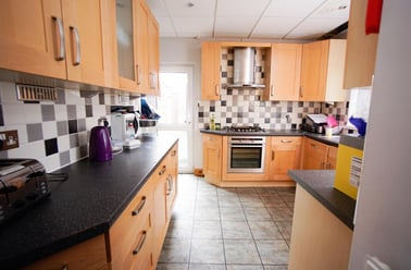 Welbeck Avenue, North Hill, Plymouth - Image 2